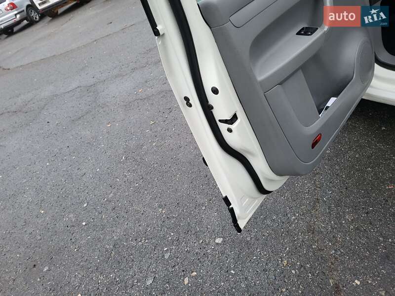 Минивэн Volkswagen Caddy 2006 в Хмельницком фото 75 Минивэн Volkswagen Caddy 2006 в Хмельницком