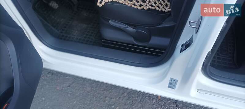 Минивэн Volkswagen Caddy 2014 в Фастове