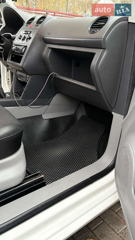 Мінівен Volkswagen Caddy 2008 в Хмельницькому фото 32 Мінівен Volkswagen Caddy 2008 в Хмельницькому