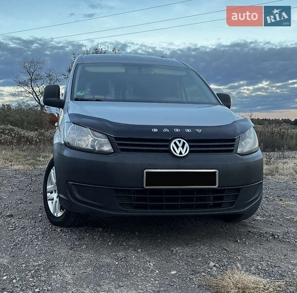 Грузовой фургон Volkswagen Caddy 2014 в Мостиске