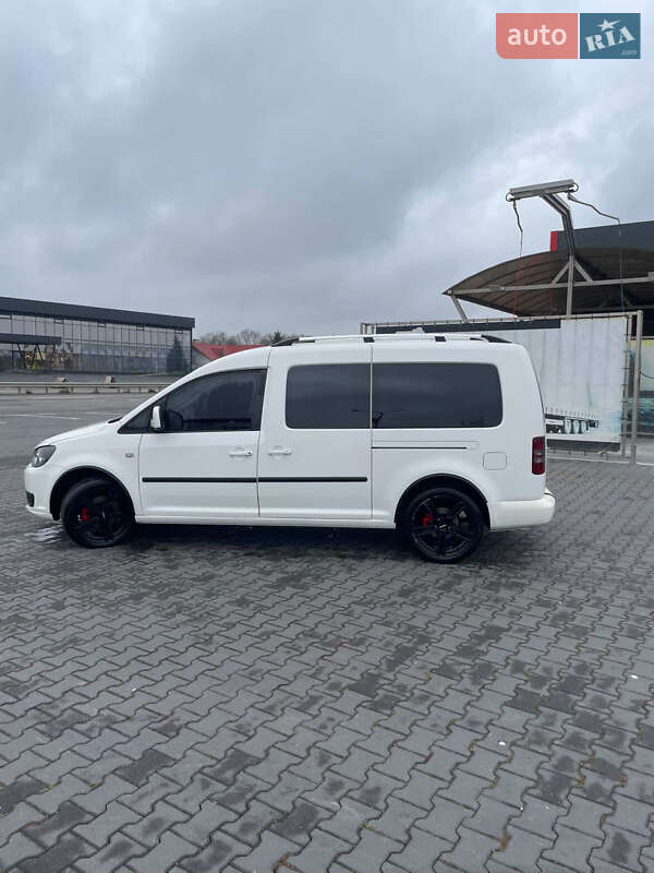 Минивэн Volkswagen Caddy 2015 в Черновцах