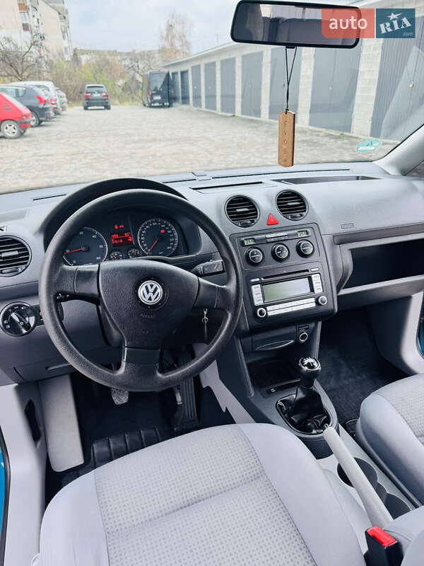 Минивэн Volkswagen Caddy 2008 в Ровно