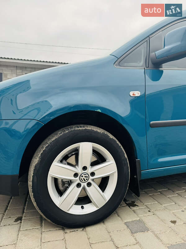 Минивэн Volkswagen Caddy 2008 в Ровно