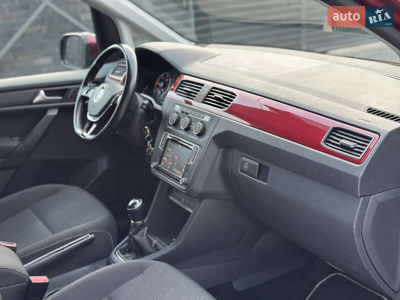 Минивэн Volkswagen Caddy 2015 в Луцке фото 33 Минивэн Volkswagen Caddy 2015 в Луцке