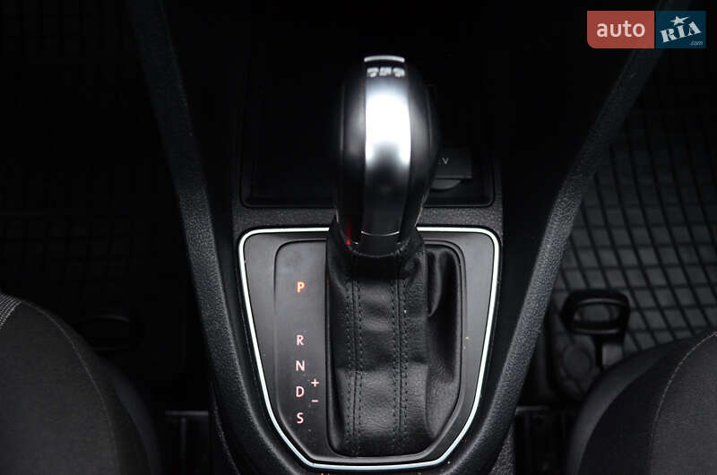 Мінівен Volkswagen Caddy 2020 в Києві