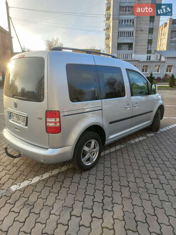 Минивэн Volkswagen Caddy 2011 в Дрогобыче