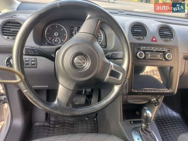 Минивэн Volkswagen Caddy 2011 в Дрогобыче