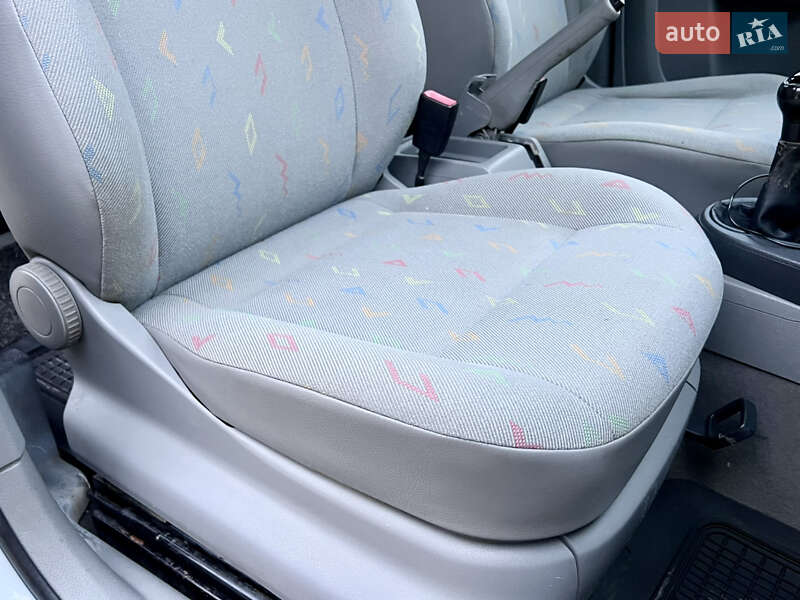 Мінівен Volkswagen Caddy 2005 в Тернополі фото 32 Мінівен Volkswagen Caddy 2005 в Тернополі