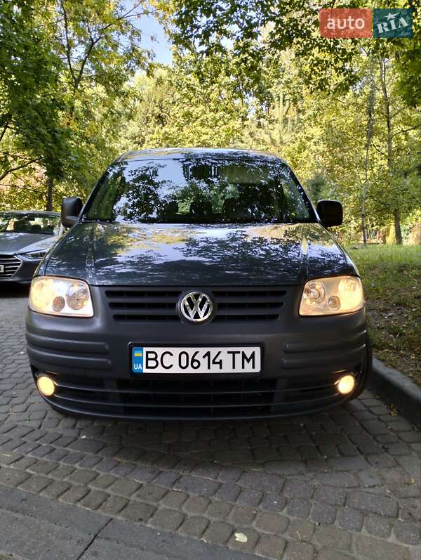 Минивэн Volkswagen Caddy 2009 в Львове