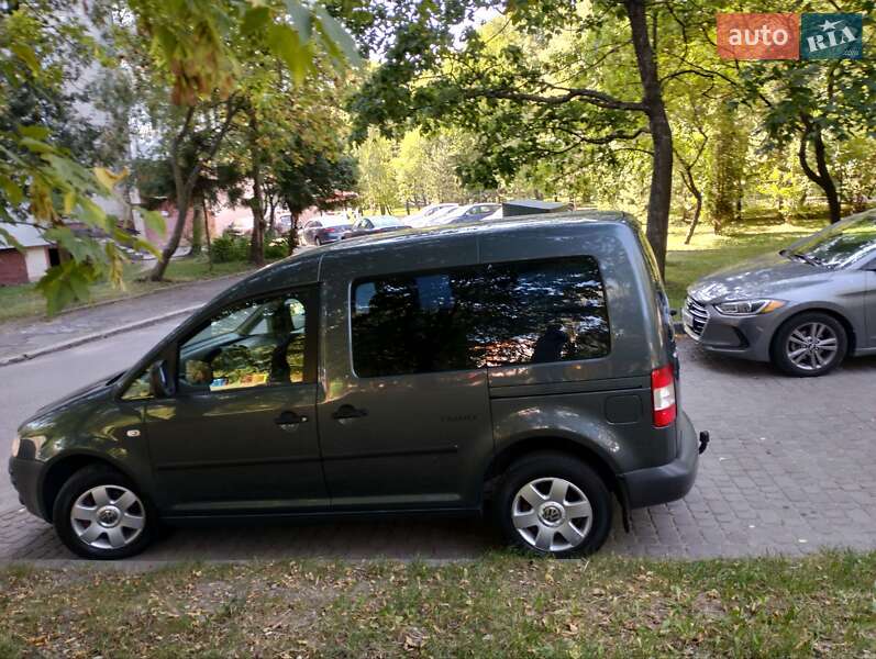 Минивэн Volkswagen Caddy 2009 в Львове