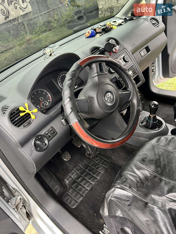 Мінівен Volkswagen Caddy 2012 в Вінниці фото 3 Мінівен Volkswagen Caddy 2012 в Вінниці