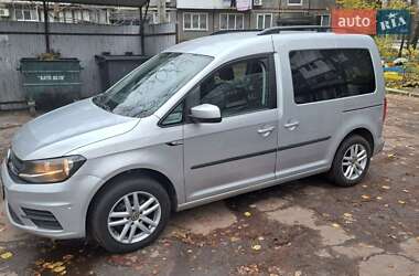Минивэн Volkswagen Caddy 2015 в Житомире