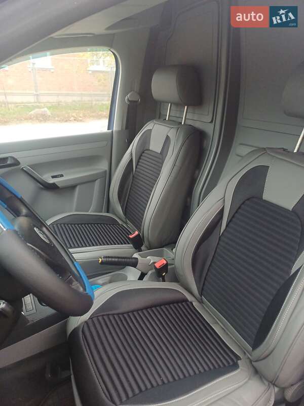 Вантажний фургон Volkswagen Caddy 2009 в Полтаві фото 6 Вантажний фургон Volkswagen Caddy 2009 в Полтаві