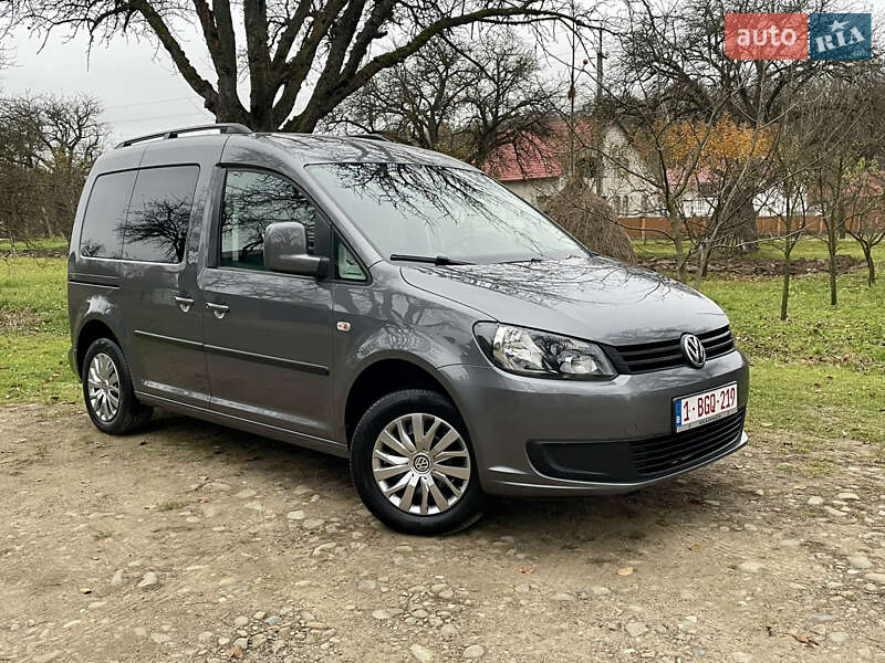 Мінівен Volkswagen Caddy 2015 в Коломиї