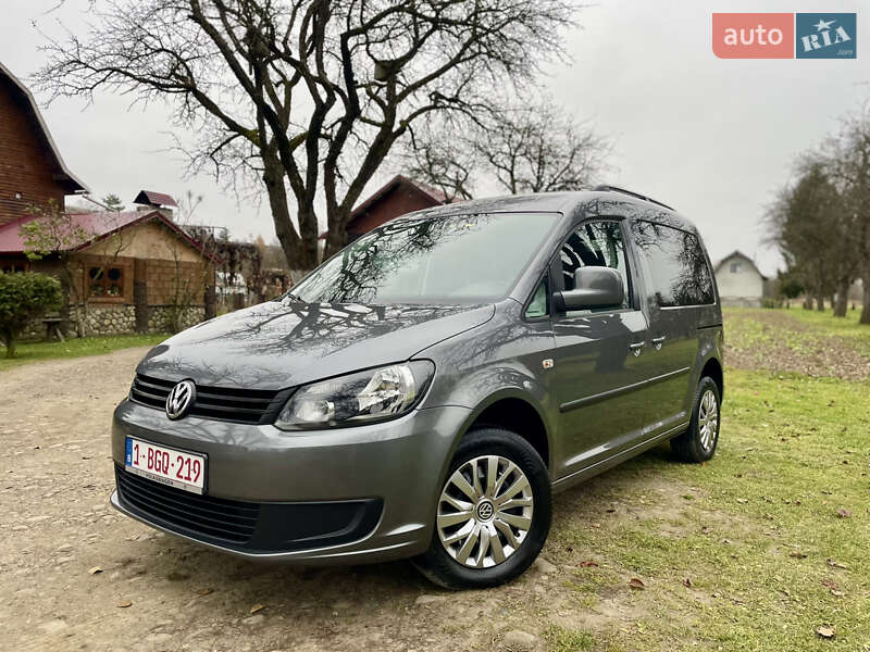Мінівен Volkswagen Caddy 2015 в Коломиї