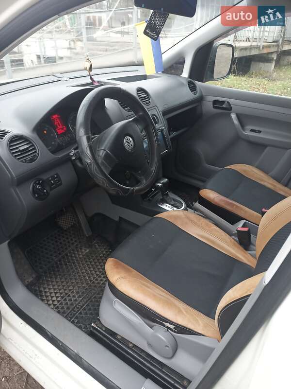 Мінівен Volkswagen Caddy 2008 в Києві фото 3 Мінівен Volkswagen Caddy 2008 в Києві