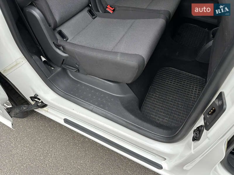 Минивэн Volkswagen Caddy 2017 в Киеве