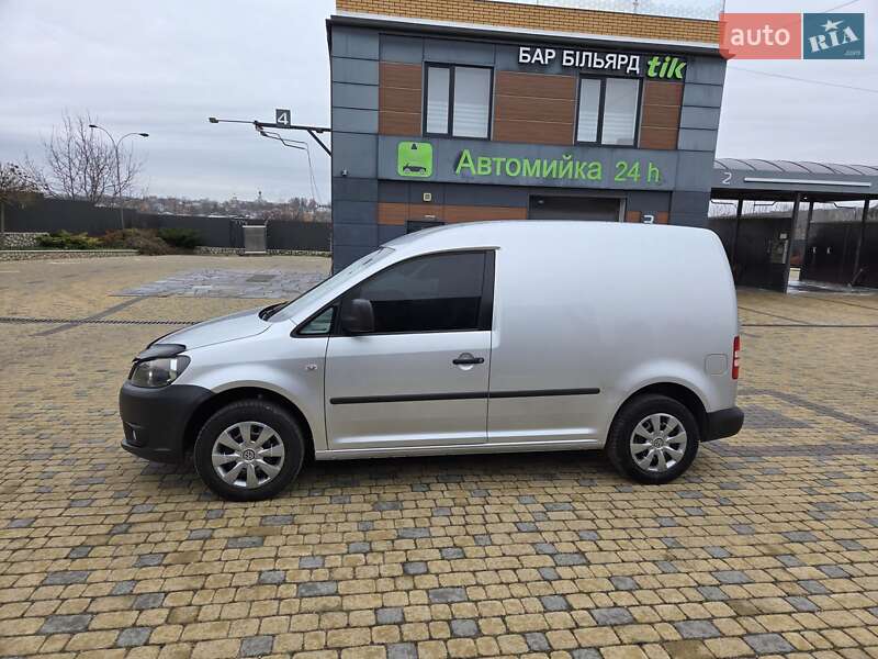 Грузовой фургон Volkswagen Caddy 2011 в Подволочиске