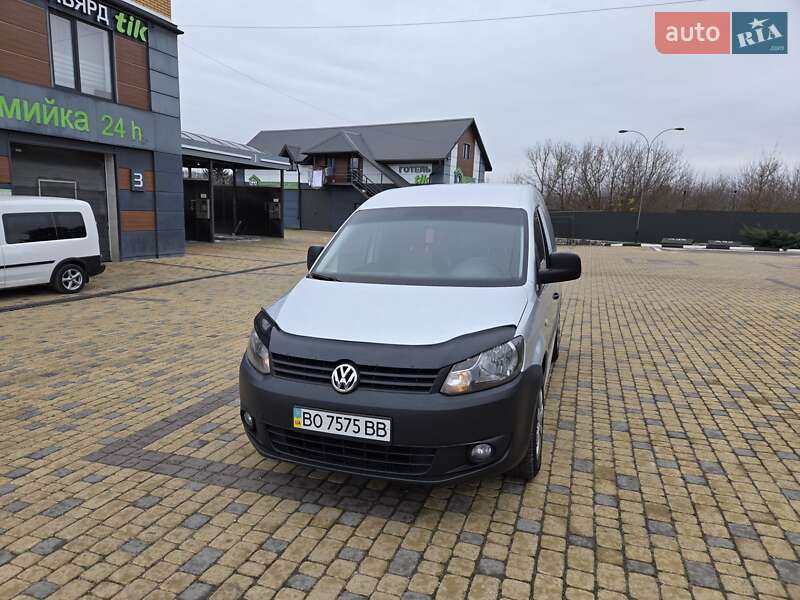 Грузовой фургон Volkswagen Caddy 2011 в Подволочиске
