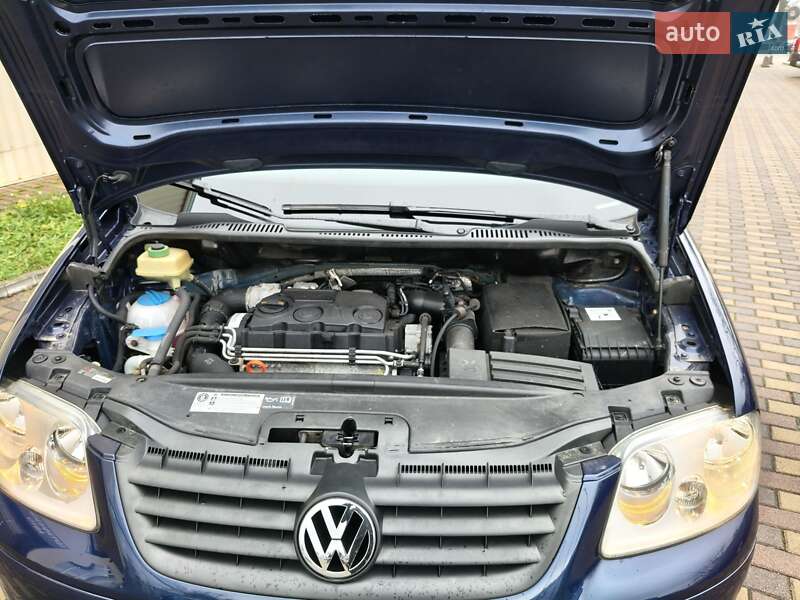 Мінівен Volkswagen Caddy 2009 в Рівному