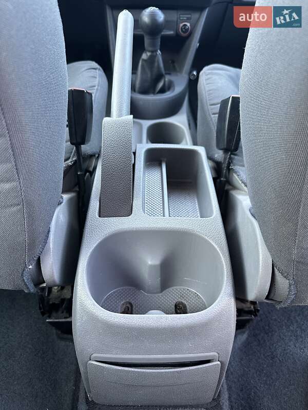 Мінівен Volkswagen Caddy 2007 в Білогородці