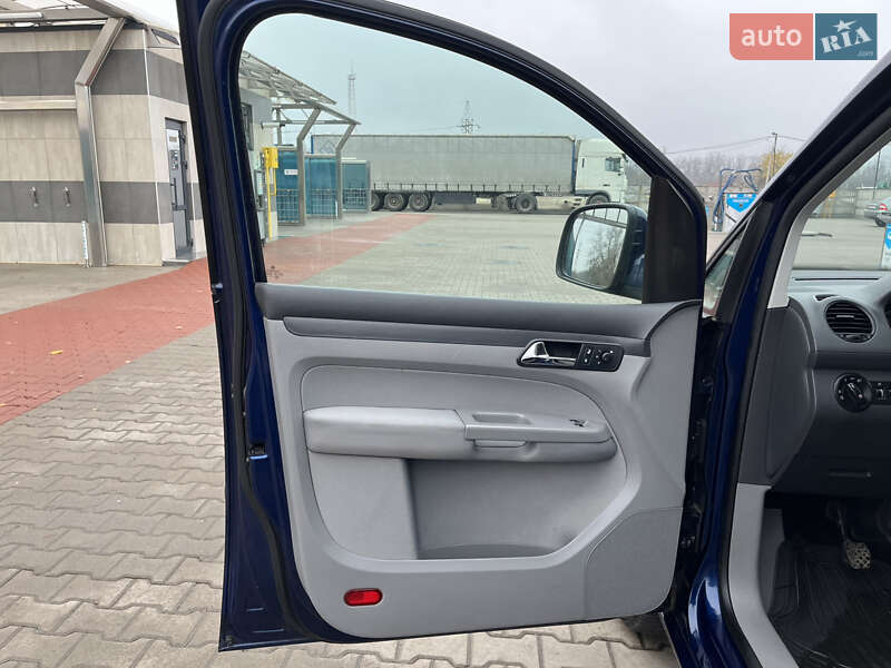Минивэн Volkswagen Caddy 2010 в Кривом Роге фото 22 Минивэн Volkswagen Caddy 2010 в Кривом Роге