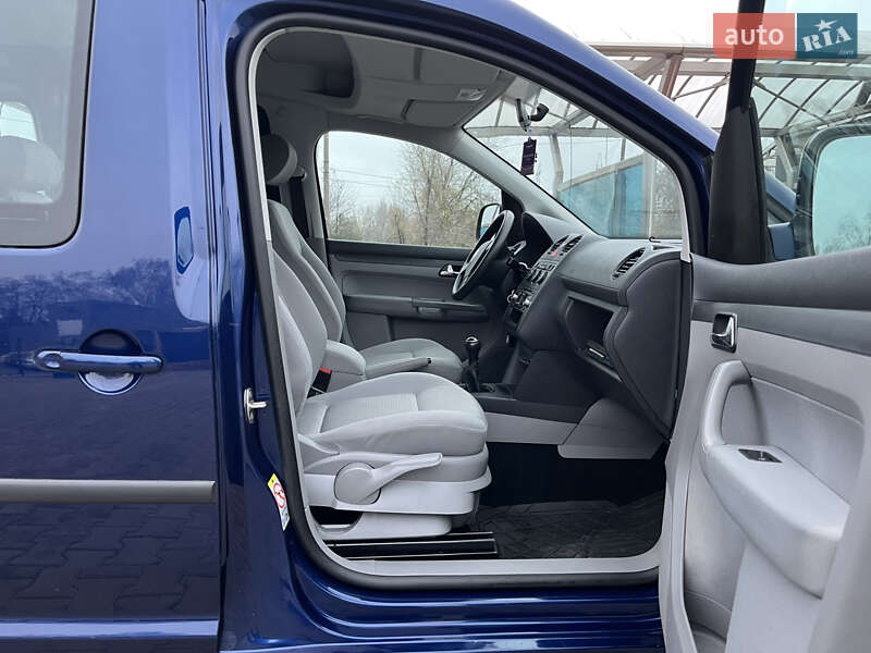 Минивэн Volkswagen Caddy 2010 в Кривом Роге фото 33 Минивэн Volkswagen Caddy 2010 в Кривом Роге