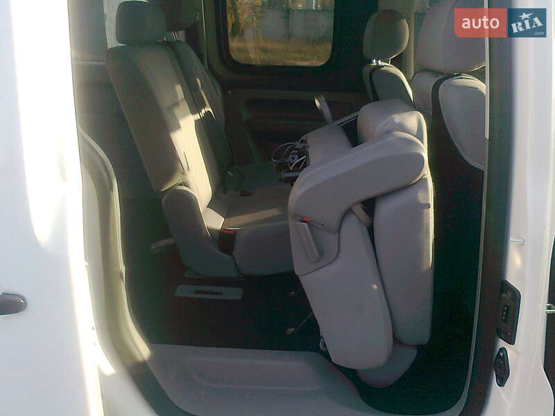 Мінівен Volkswagen Caddy 2008 в Черкасах