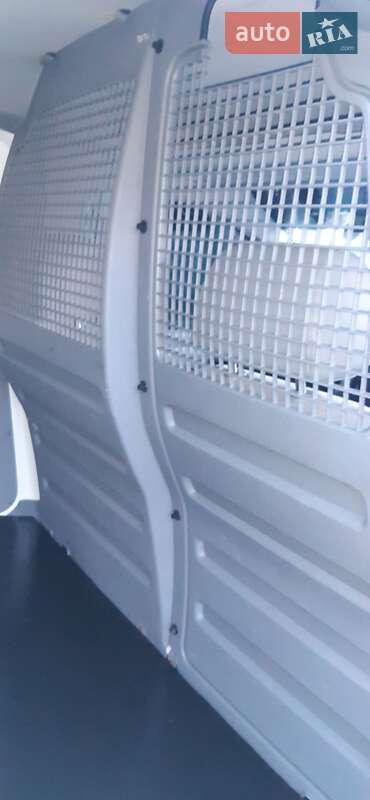 Вантажний фургон Volkswagen Caddy 2008 в Черкасах