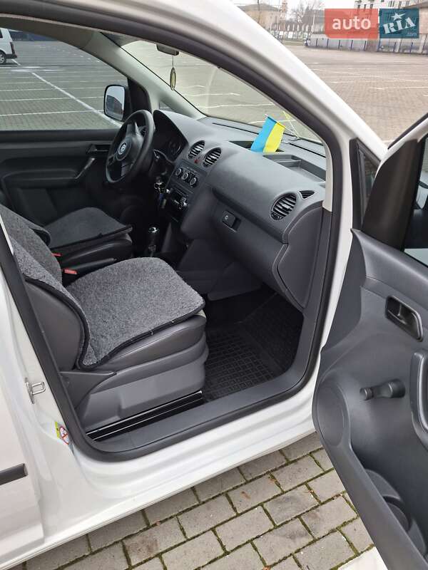 Мінівен Volkswagen Caddy 2014 в Хоросткові фото 15 Мінівен Volkswagen Caddy 2014 в Хоросткові