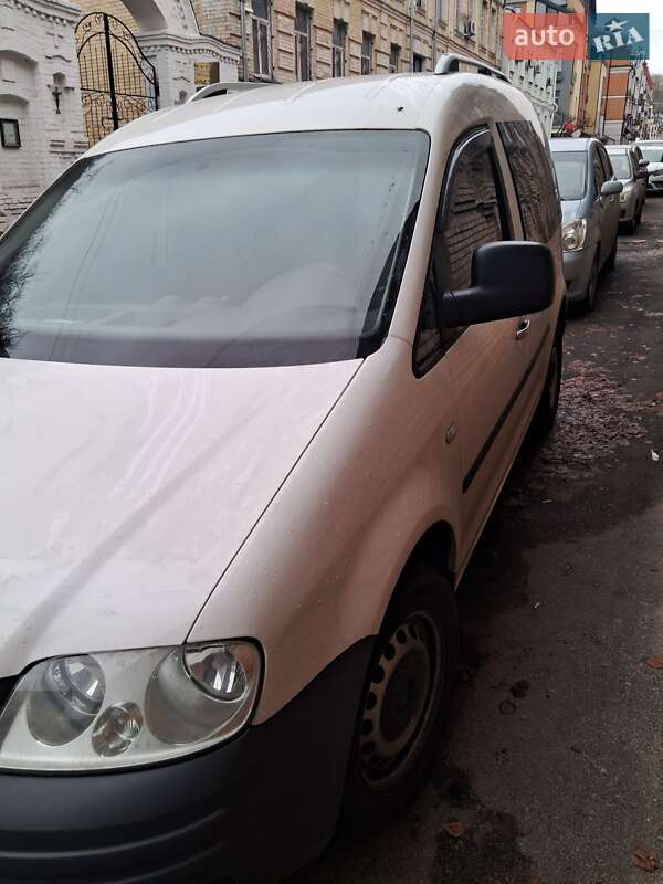 Мінівен Volkswagen Caddy 2004 в Києві