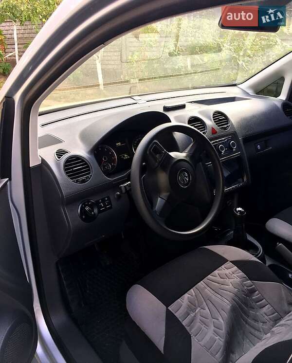 Мінівен Volkswagen Caddy 2012 в Києві фото 8 Мінівен Volkswagen Caddy 2012 в Києві