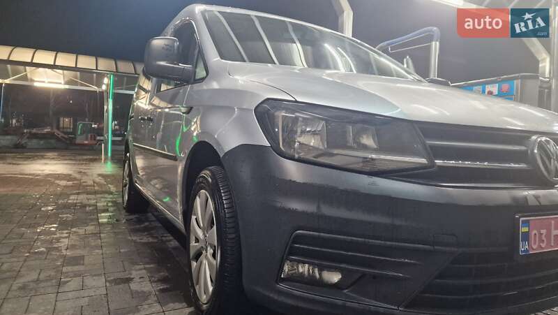 Минивэн Volkswagen Caddy 2017 в Ровно фото 3 Минивэн Volkswagen Caddy 2017 в Ровно