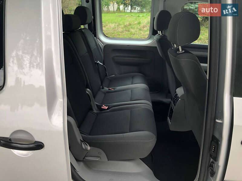 Мінівен Volkswagen Caddy 2010 в Рівному