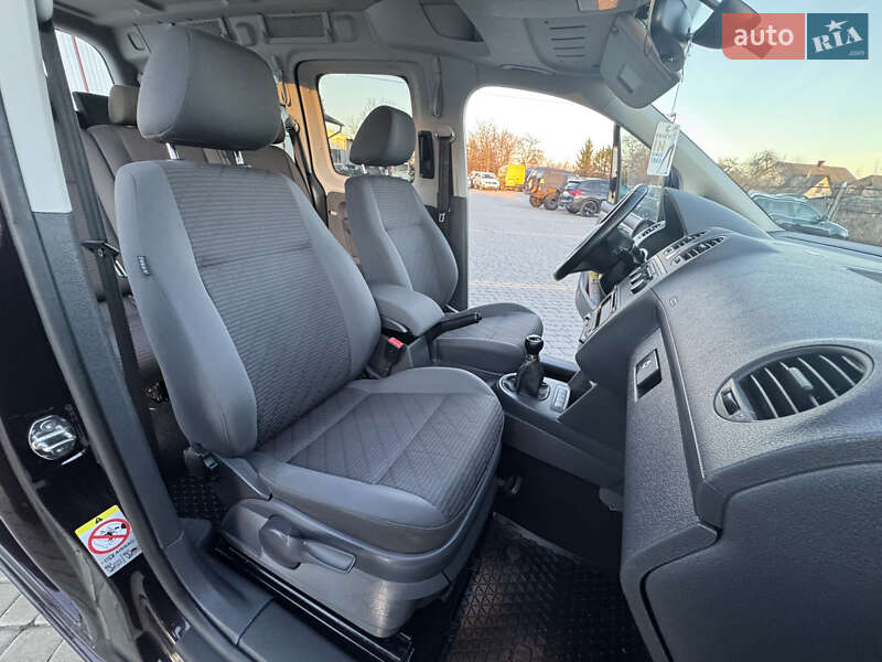 Минивэн Volkswagen Caddy 2011 в Коломые