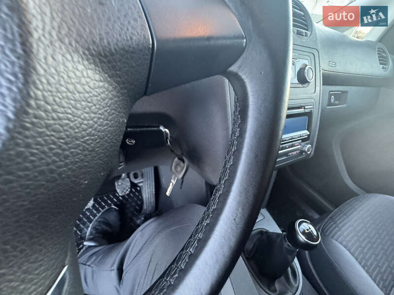 Минивэн Volkswagen Caddy 2011 в Коломые