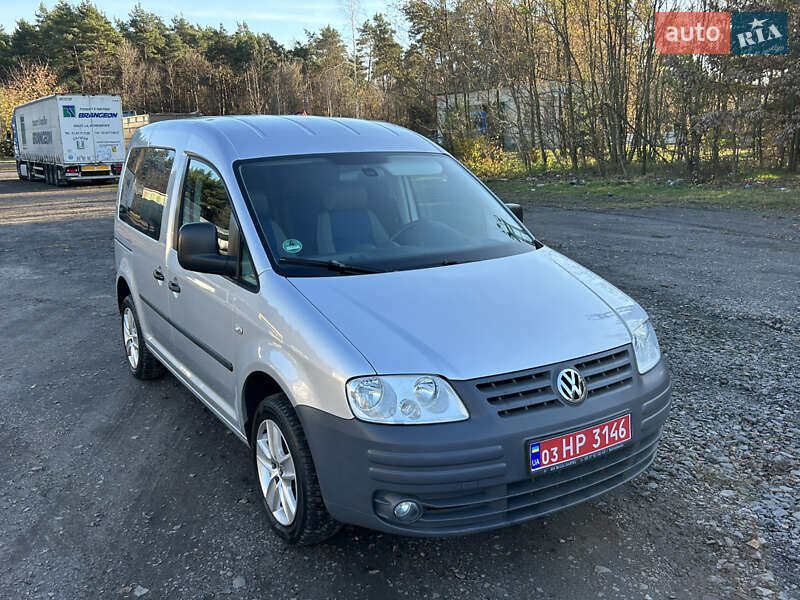 Мінівен Volkswagen Caddy 2009 в Радивиліві