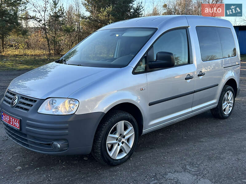 Мінівен Volkswagen Caddy 2009 в Радивиліві