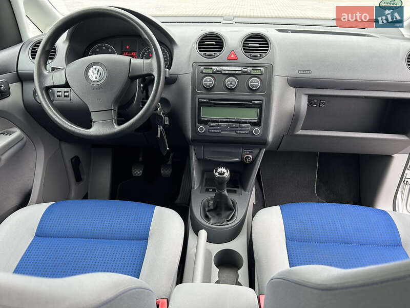 Мінівен Volkswagen Caddy 2009 в Радивиліві