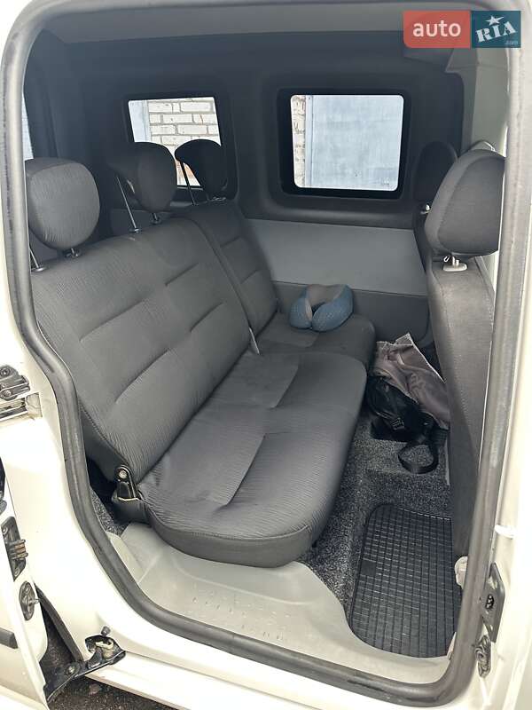 Мінівен Volkswagen Caddy 2008 в Житомирі