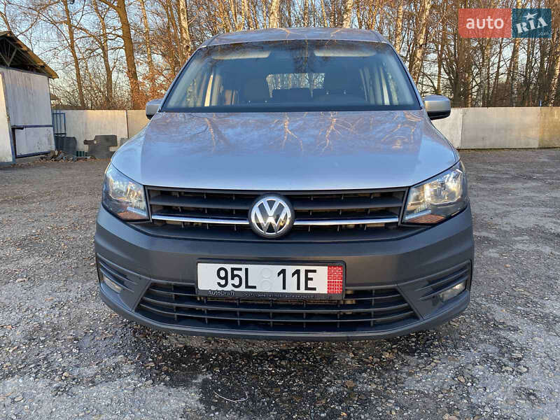 Мінівен Volkswagen Caddy 2015 в Калуші