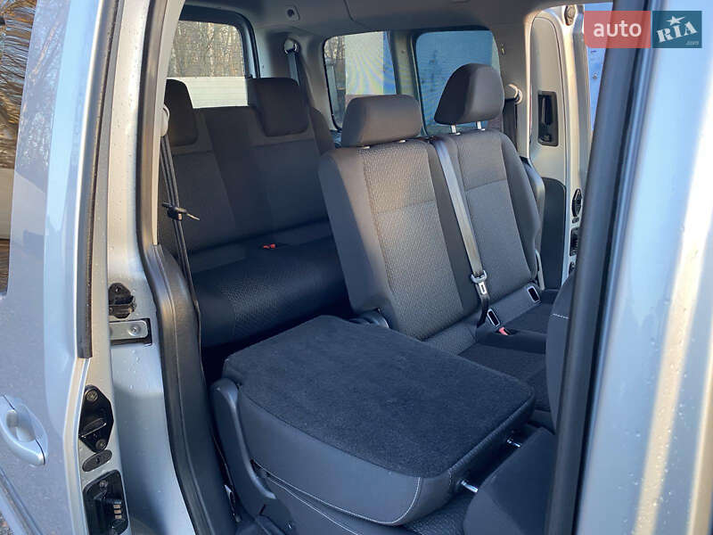 Мінівен Volkswagen Caddy 2015 в Калуші