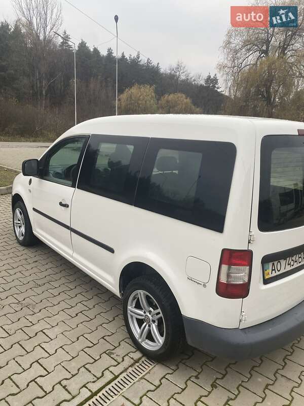 Мінівен Volkswagen Caddy 2004 в Ужгороді фото 5 Мінівен Volkswagen Caddy 2004 в Ужгороді