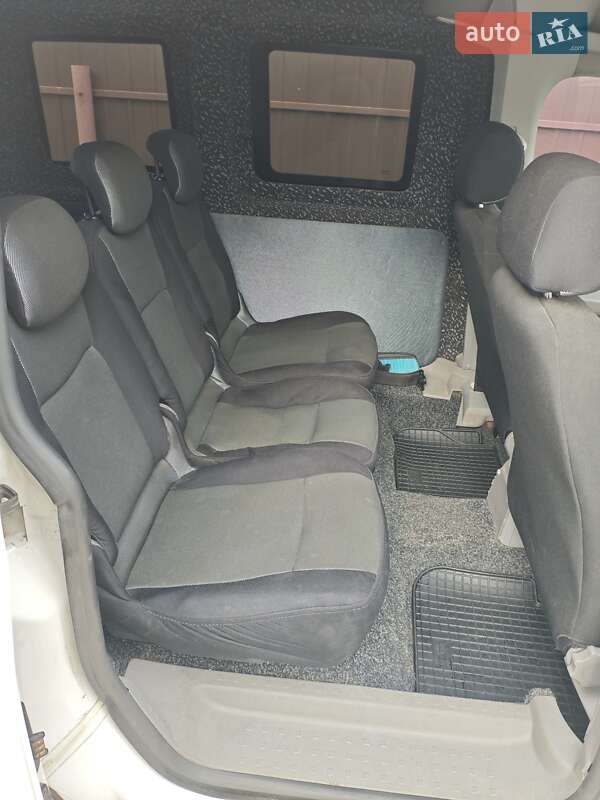 Минивэн Volkswagen Caddy 2007 в Чернигове фото 7 Минивэн Volkswagen Caddy 2007 в Чернигове