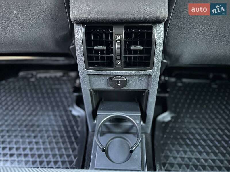 Минивэн Volkswagen Caddy 2011 в Луцке фото 23 Минивэн Volkswagen Caddy 2011 в Луцке