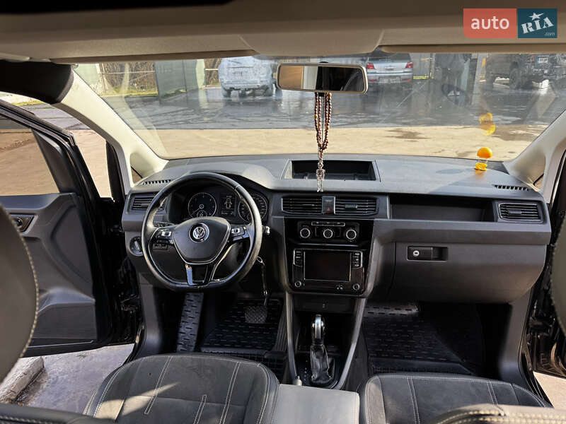 Минивэн Volkswagen Caddy 2016 в Ромнах фото 6 Минивэн Volkswagen Caddy 2016 в Ромнах