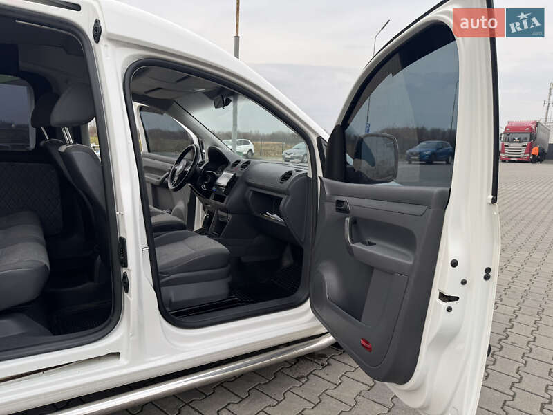 Мінівен Volkswagen Caddy 2011 в Коломиї