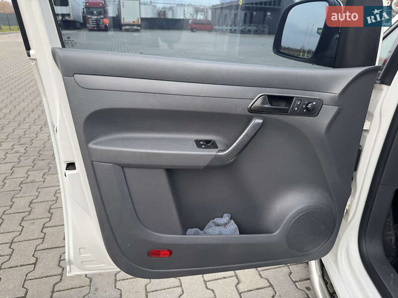 Мінівен Volkswagen Caddy 2011 в Коломиї