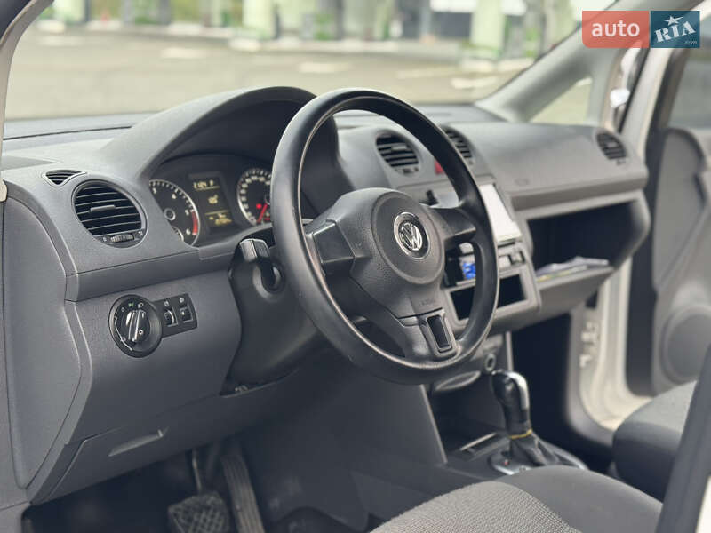 Мінівен Volkswagen Caddy 2011 в Коломиї