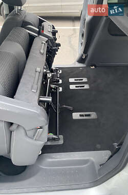 Минивэн Volkswagen Caddy 2014 в Киеве